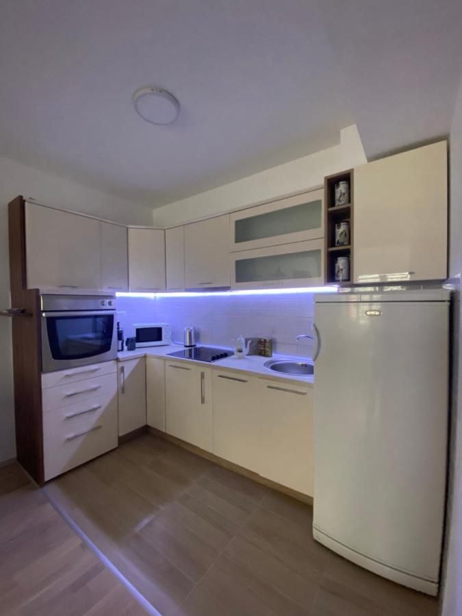 Simonovski'S Apartments Скопье Экстерьер фото