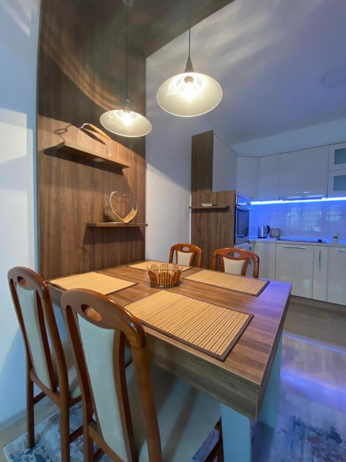 Simonovski'S Apartments Скопье Экстерьер фото